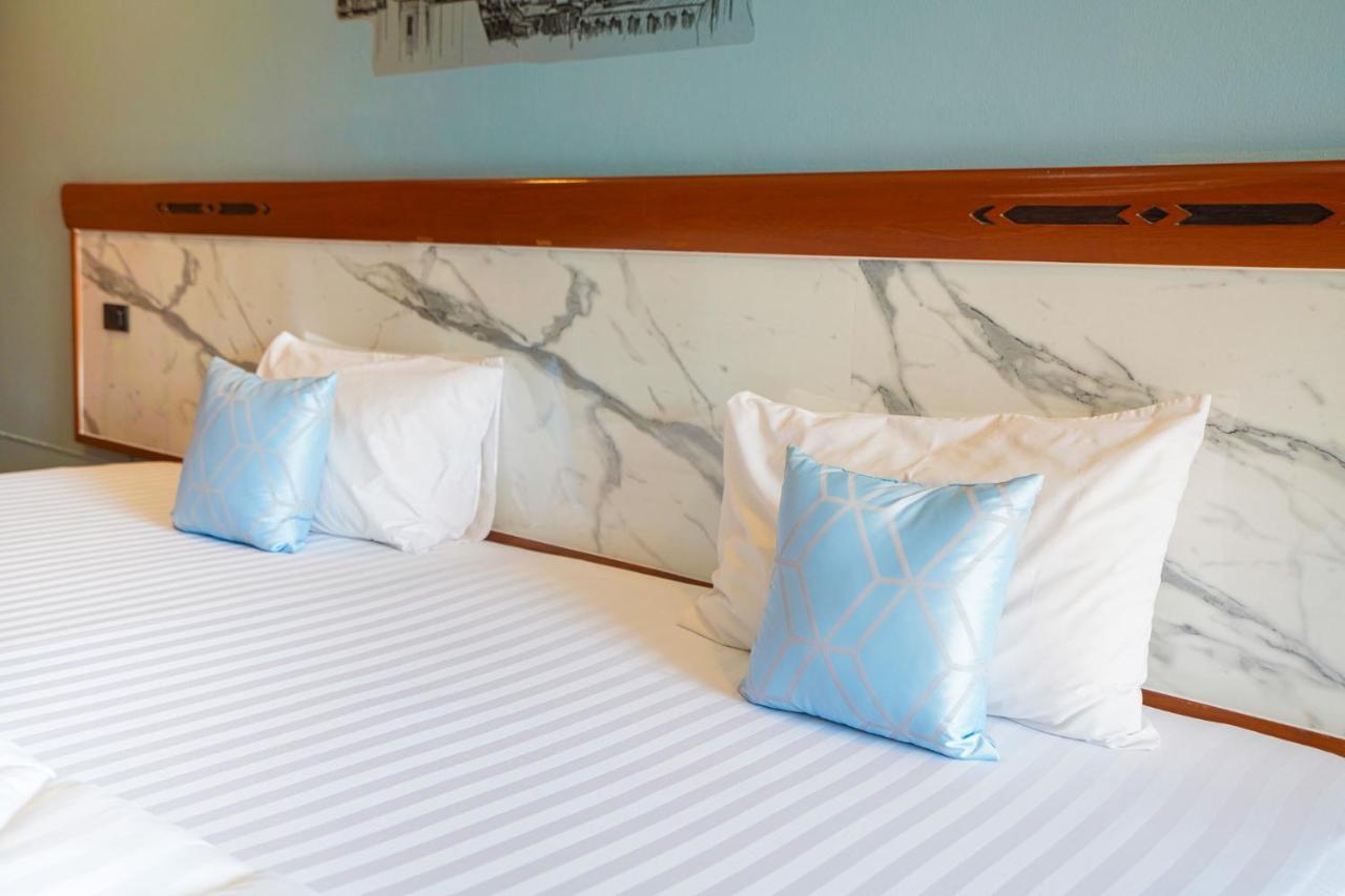 Mayfa Hotel - Sha Extra Plus Phuket Екстериор снимка